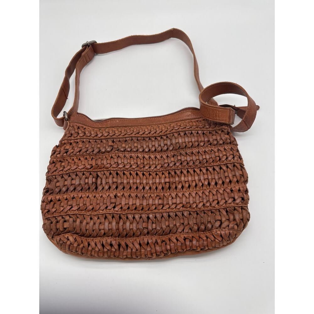 VILENCA HOLLAND MADE IN ITALY LEATHER CONVERTIBLE‎ WOVEN CROSSBODY BAG